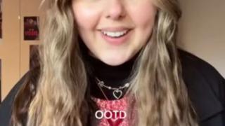 Partnerinin ve kendisinin ayrı yataklarda uyuduğunu söyledi! Yatak odası itirafı sosyal medyada çok konuşuldu: Bu çılgınlık 