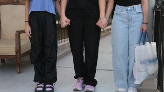 Kendisini bıçaklayan eski eşine çocuklarını göstermediği iddiası ile cezaevine girdi!