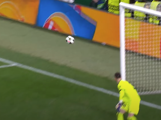 Spiker bile ne diyeceğini şaşırdı! Şampiyonlar Ligi tarihine geçen gol...