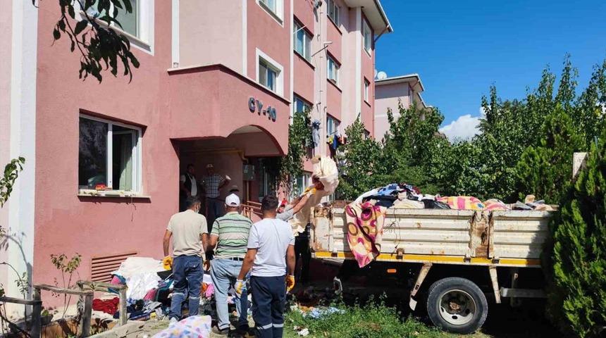 Şikayet üzerine eve gittiler! İçeri girince gözlerine inanamadılar