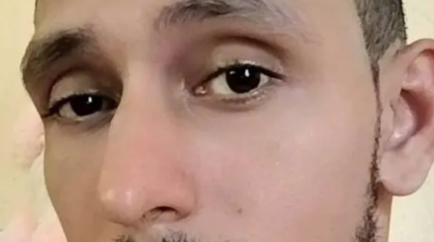 Deniz bir anda kana bulandı! Çığlık çığlığa yardım istedi... Köpek balığı adamın bacağından bir parça et koparttı: Dehşet karaya çıkınca anlaşıldı