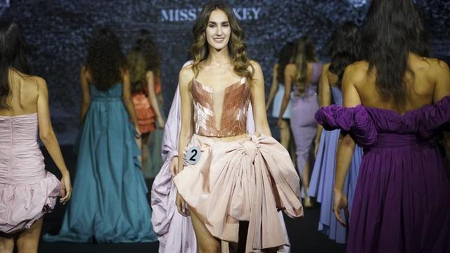 'Türkiye güzeli' doktoru heyecanla bekliyorlar! İlçenin özelliklerini tek tek anlattılar... Bakın ne ikram edecekler