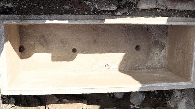 Tarihin farklı yüzyıllarına tanıklık etti! İzmir'de heyecanlandıran keşif, bulan araştırmacı bile şaşırdı: İçinde 12 iskelet çıktı