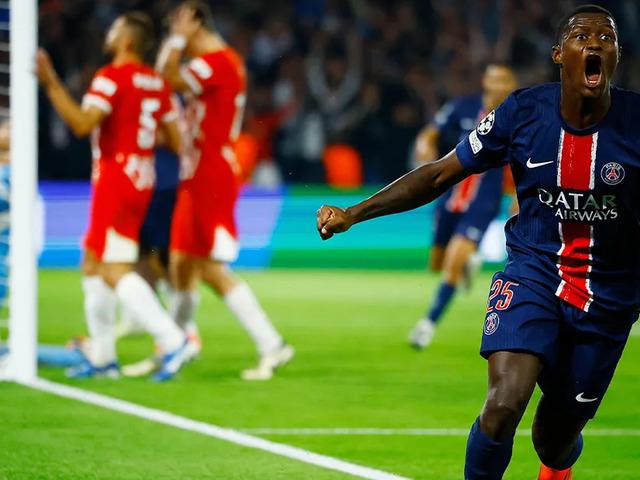 Şampiyonlar Ligi'nde tarihe geçen gol! Futbol tarihinde 90. dakikada ilk kez yaşandı