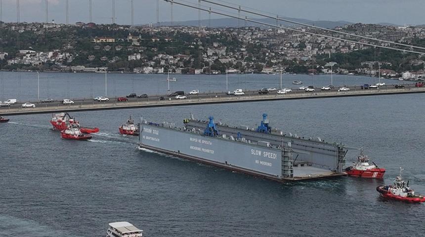 SON DAKİKA | İstanbul Boğazı'nda gemi trafiği çift yönlü olarak askıya alındı