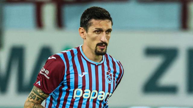 stefan-savic-trabzonspor-2024-2025-1724405742-146054