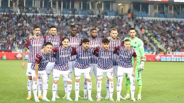 Trabzonspor 1 puanı son dakikada aldı!! Süper Lig'in erteleme maçında bordo-mavililer Kayserispor ile 2-2 berabere kaldı!