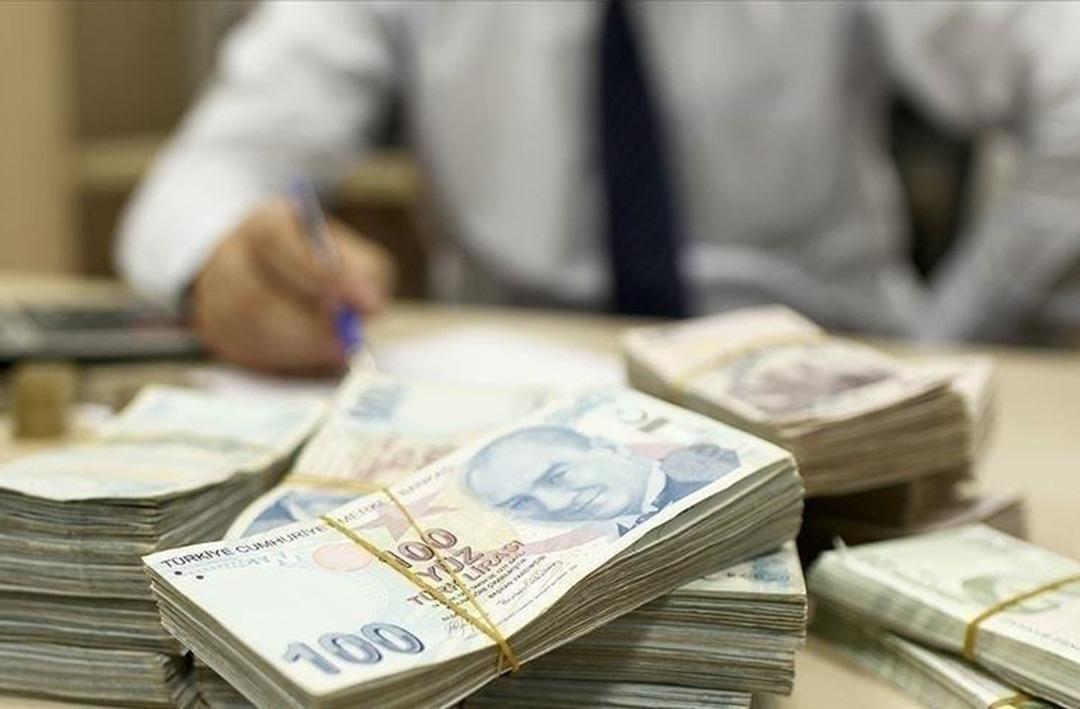 G&ouml;zler ocak ayında... SGK uzmanı hesapladı: Emekli ve memur maaşı i&ccedil;in 3 farklı rakam s&ouml;yledi! Yapay zekaya da sordu