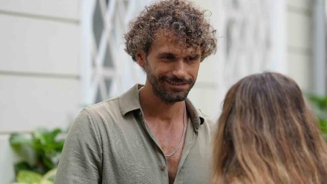 Kızılcık Şerbeti'nin Rüzgar'ı o dizide baba oldu! Oğluyla yaş farkı tepki çekti! Kim seçti bunları?