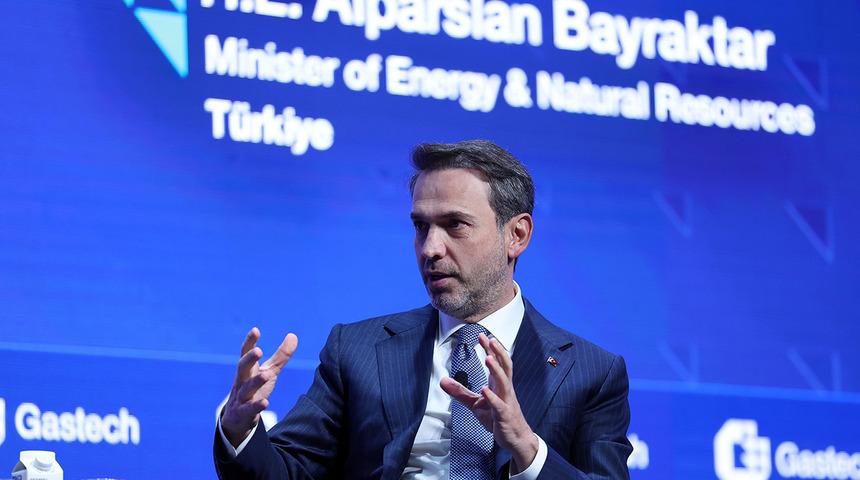 Bakan Bayraktar Çanakkale'ye gitti: Yüzer üretim platformu hakkında açıklamalarda bulundu! 
