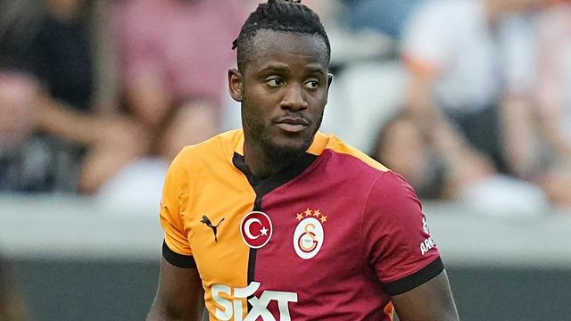 Rakipten Batshuayi paylaşımı geldi! ''Forma giyecek bir yıldız daha