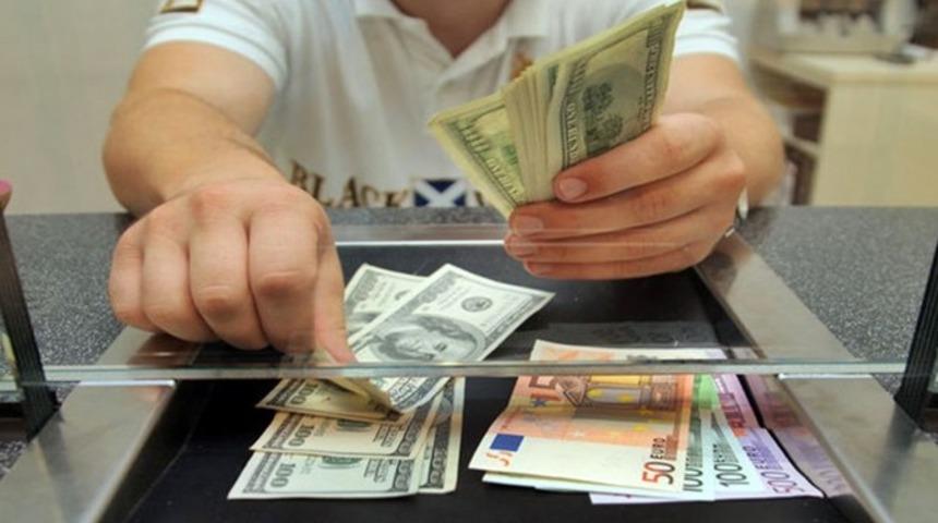 24 Haziran öncesinde vatandaş 2.3 milyar dolar sattı