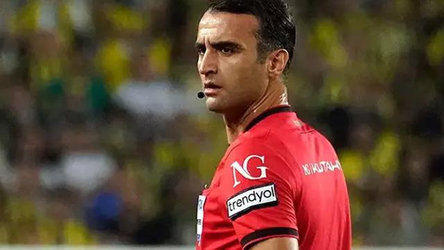 Fenerbahçe-Galatasaray maçının hakemi Atilla Karaoğlan hakkında olay yorum!