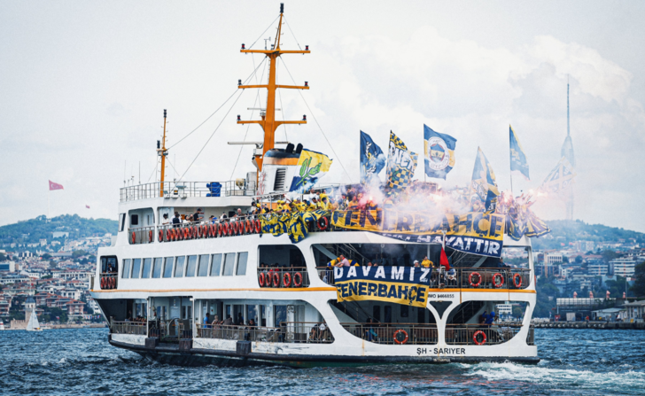 Fenerbahçe taraftarı boğazı salladı! Kadıköy'e öyle bir geldiler ki... G3