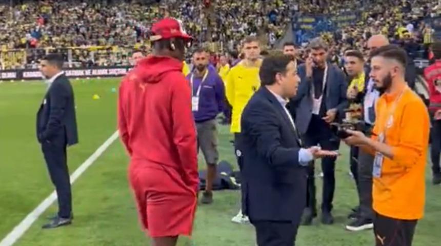 SON DAKİKA: Dev derbi öncesi çimlerde Michy Batshuayi'ye müdahale!