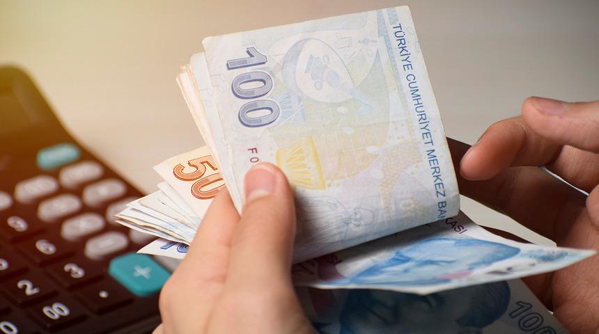 İlk önce 5 lira şimdi de 50 lira... ATM'lerde banknot daralması devam ediyor! Şenol Babuşçu duyurdu: Yeni yıllar beraber sadece o olacak!