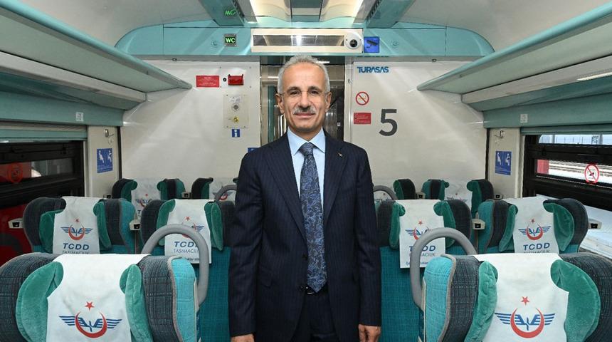 Bakan Uraloğlu açıkladı:  YHT'nin yeni durakları geliyor!