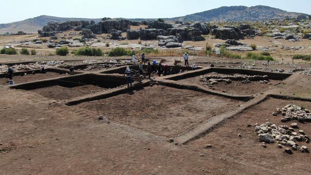 60 yıllık bilinmezlik hikayesi! Birçok 'ilk' ortaya çıktı... Dünya için 'anahtar' olan kazıda yeni aşamaya geçildi 