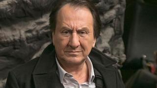 Sette molotof atmışlardı! Arka Sokaklar'ın Hüsnü Çoban'ı Özgür Ozan'ın yanma hikayesi yeniden gündem oldu!