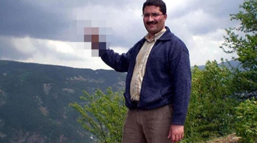 Önce poz verdi, sonra 'bence de yanlış' dedi