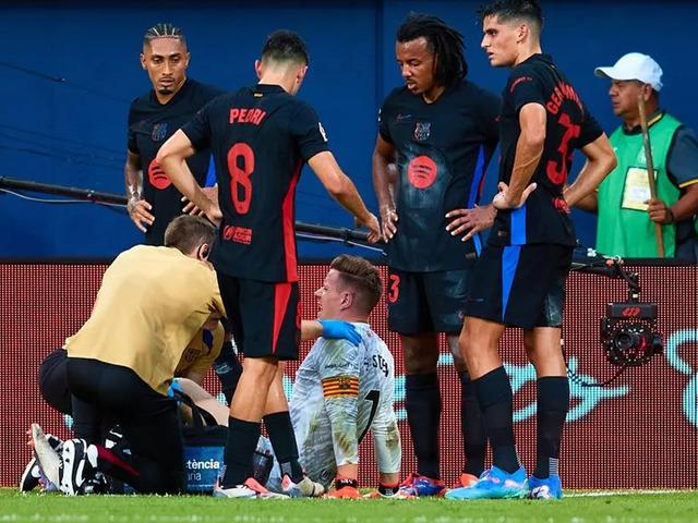 Barcelona'nın kare ası sakatlandı! Ter Stegen, sezonu kapattı