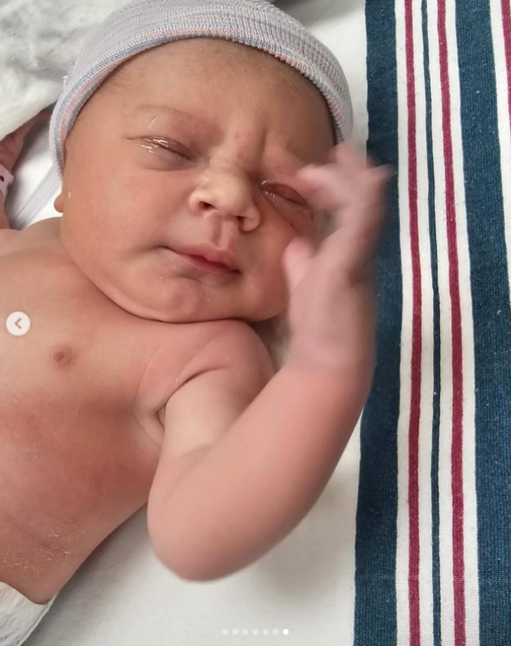 Türkiye'yi terk edip tır şoförü olmuştu! Tolga Karel 5. kez baba oldu G2