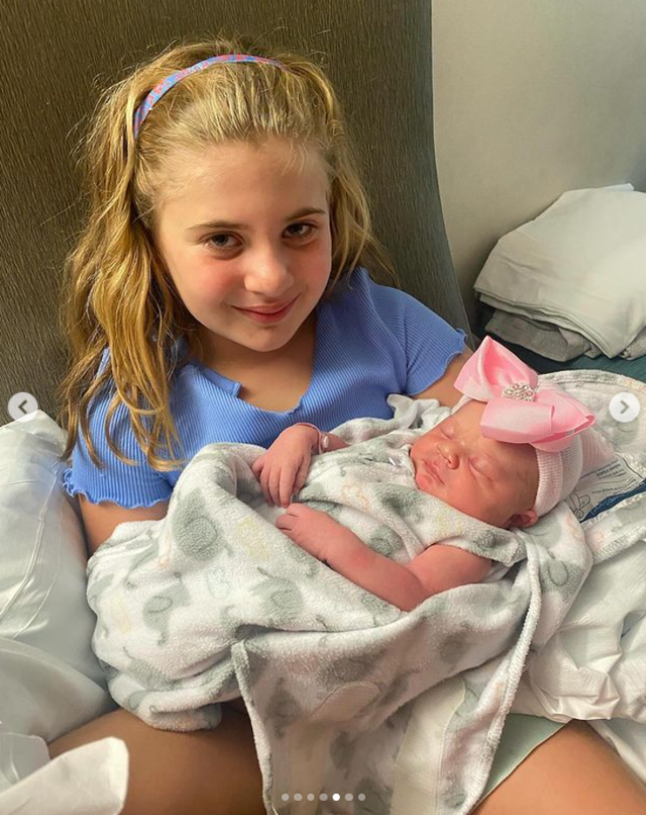 Türkiye'yi terk edip tır şoförü olmuştu! Tolga Karel 5. kez baba oldu G4