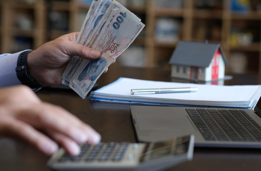 Konutta faiz d&uuml;şt&uuml;, 2.79 ve 120 ay hareketliliği başladı! Yaprak kıpırdamıyordu, ev satışları arttı... Uzmanlar uyardı: Ka&ccedil;ırılmayacak fırsat! Tam zamanı! 