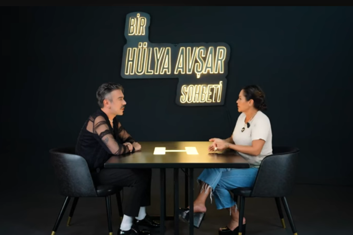 Hülya Avşar Kadir Doğulu için "Kardeşinin tarikatlarla bir bağlantısı mı var?" dedi! Kemal Doğulu çekinmedi: Bunların kendi seremonileri var  G1