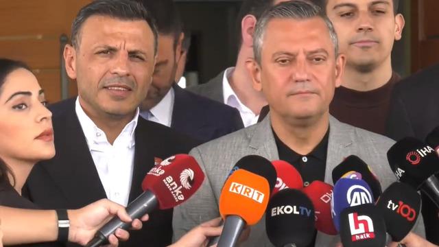 CHP Özgür Özel'den çok sert 'siyasi yasak' açıklaması: İmamoğlu'na kumpasın piyonu Süleyman Soylu