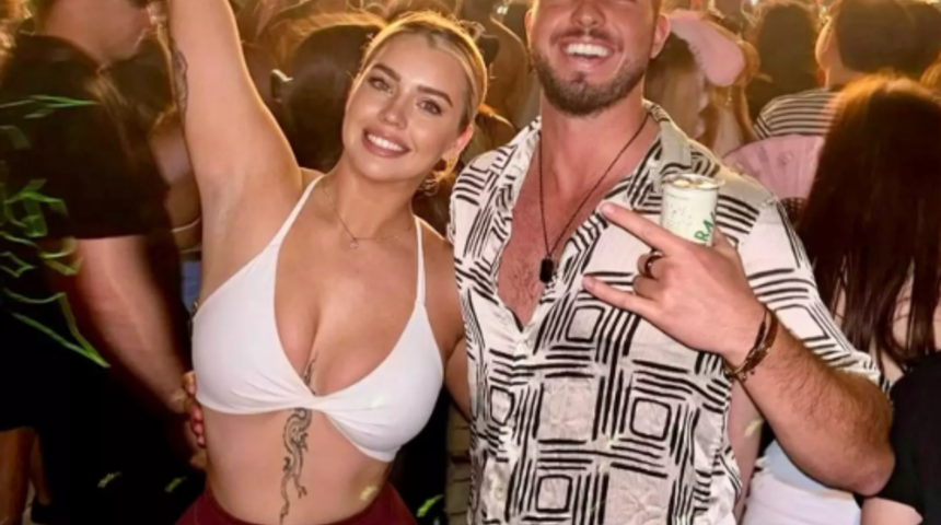 Pasaporttaki 'mikroskobik' ayrıntı çiftin tatilini kabusa çevirdi! Uçağa bile binmelerine izin verilmedi: Seyahatleri anında durduruldu