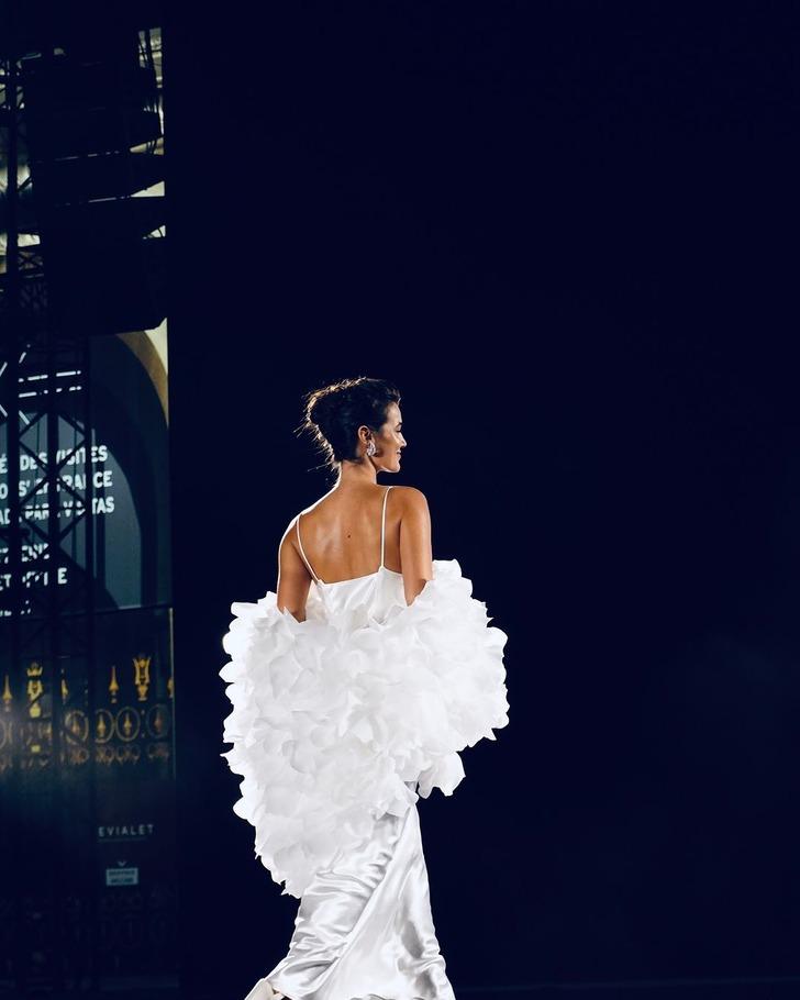 Hamilelik sorusuna sessiz kalmıştı! Kaan Yıldırım ile evlenen Pınar Deniz eli karnında poz verdi! Anne olacağını böyle müjdeledi G3