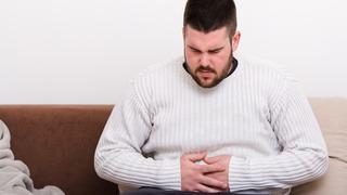 Mide üşütmesine ne iyi gelir? Mide üşütmesi gaz yapar mı? Mide üşütmesi kendi kendine geçer mi?