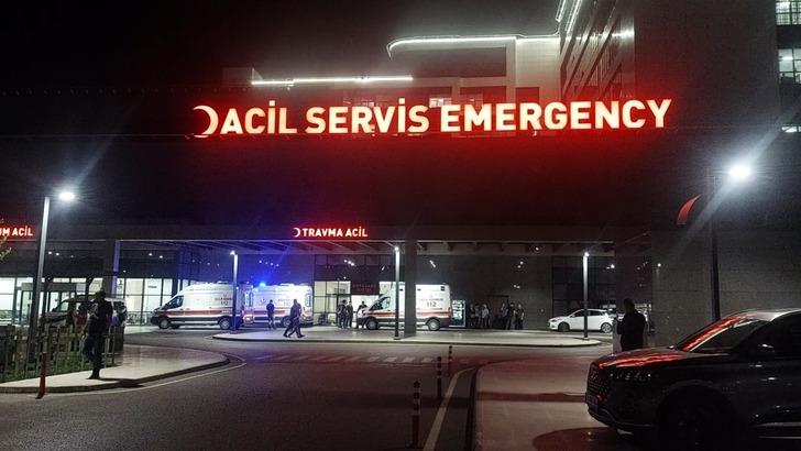 Servis şoförünü bıçakladı, polisi de yine kendi çağırttı... Elindeki bıçakla vahşet saçtı! G2