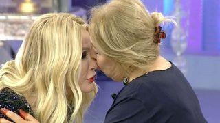 Dilber Ay, Seda Sayan'ı burnundan öptü!