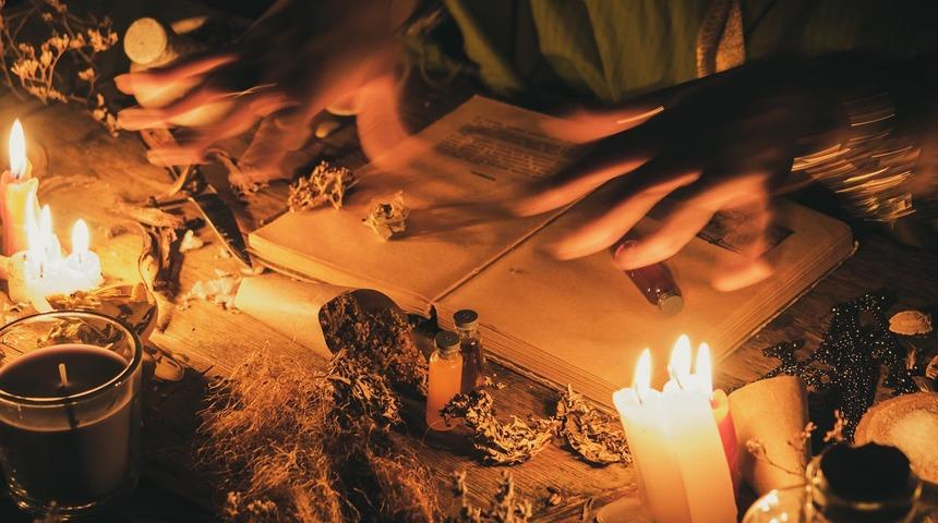 'En kolay para kazanma şekli' Sosyal medyada büyük tuzak! 'Ayetlerle olursa 20'ye, büyüsünü 25'e yaparım' O vaatlerle binlerce lira...