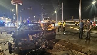 Kayseri'de iki otomobil çarpıştı, 5 kişi yaralandı