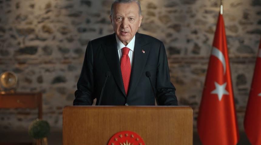 Cumhurbaşkanı Erdoğan: 'İleri teknolojilerin merkezi haline gelmeyi hedefliyoruz'