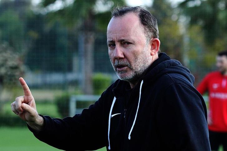 Sergen Yalçın'dan çok konuşulacak Icardi iddiası! ''Türkiye'den başka ülkede oynayamaz" G2