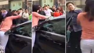 Kocasının kendisini aldattığını öğrenen kadın öfkeden deliye döndü! Tuğlayla arabanın ön camına vurarak parçalamaya çalıştı