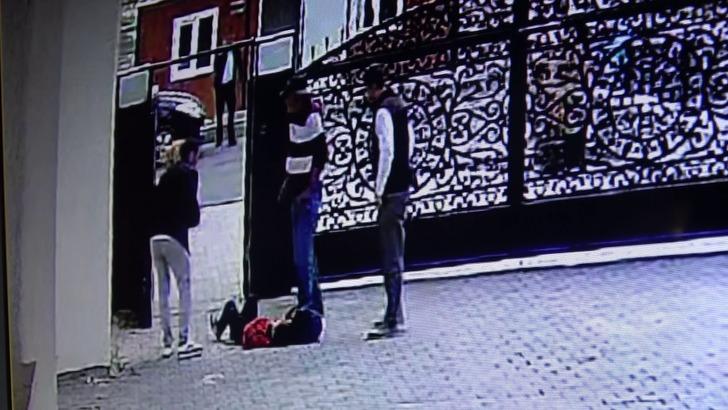 6 yaşındaki Emre servis aracının altında ezildi, şoför kucaklayıp site kapısına götürdü! Küçük çocuk yoğun bakımda hayat mücadelesi verirken servis şoförü serbest bırakıldı G3