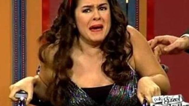 Tam 20 kilo verdi! Bakın nasıl zayıflamış... Kirli Sepeti'nin Süheyla'sı Ayça Erturan değişimiyle şaşırttı