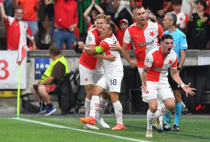 UEFA Avrupa Ligi'nde ilk 8 olasılıklarını açıkladılar! Ne Tottenham ne Manu, zirvede Süper Lig devi yer aldı G5