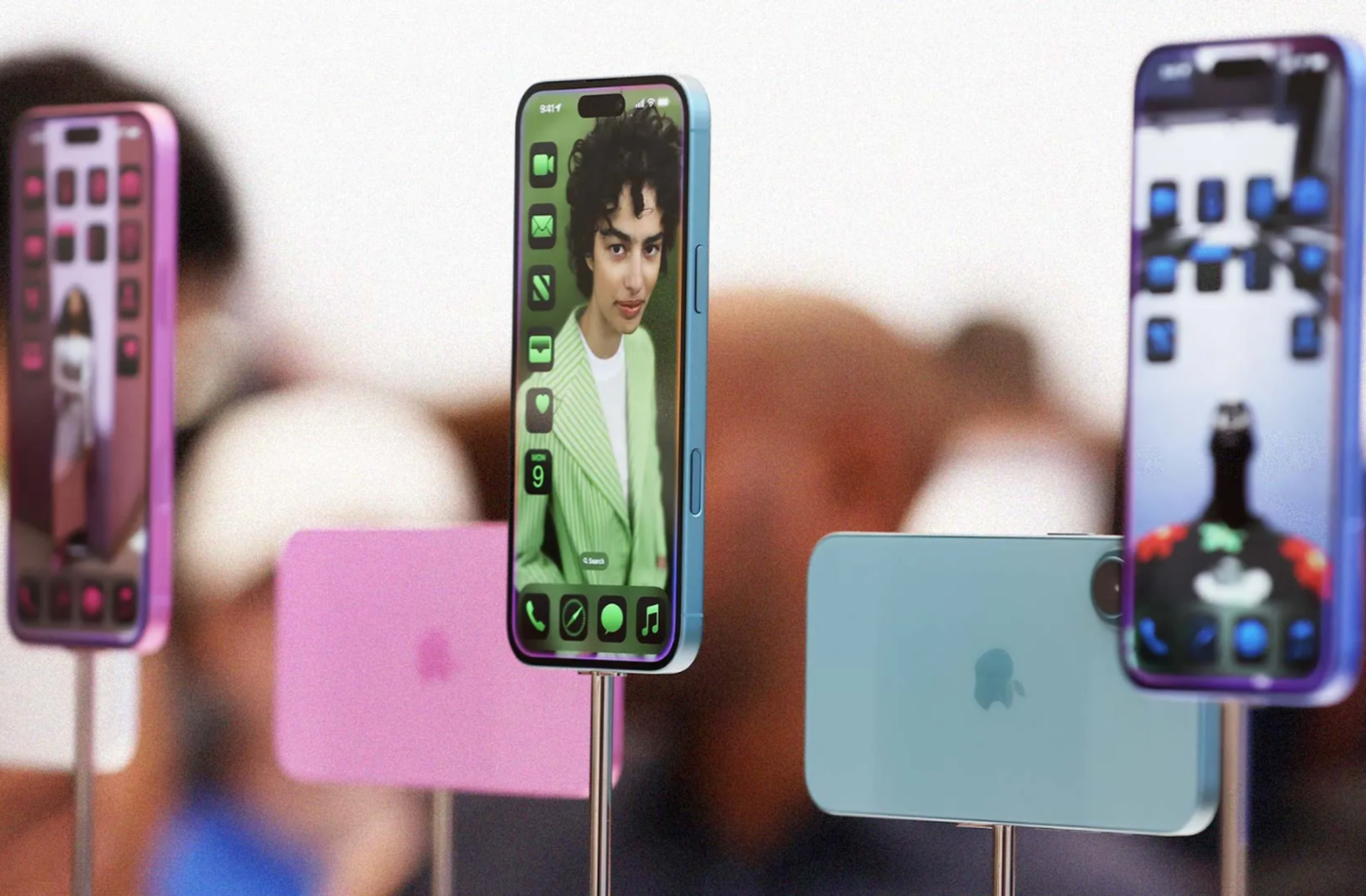 Herkes merakla onu bekliyordu! Apple'ın iPhone 16 serisi satışa sunuldu