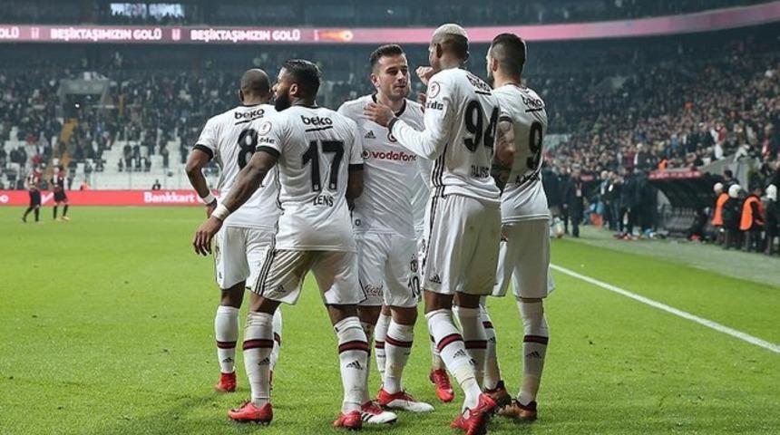 Beşiktaş - Gen&ccedil;lerbirliği ma&ccedil; &ouml;zeti izle: Beşiktaş &ccedil;eyrek final ilk ma&ccedil;ında avantajı kaptı!