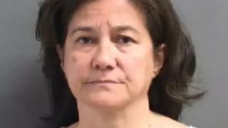 Otizmli öğrencisine işkence yaptı! Hikaye anlatırken bacaklarının arasına alarak boğmaya başladı... O anlar anbean kamerada