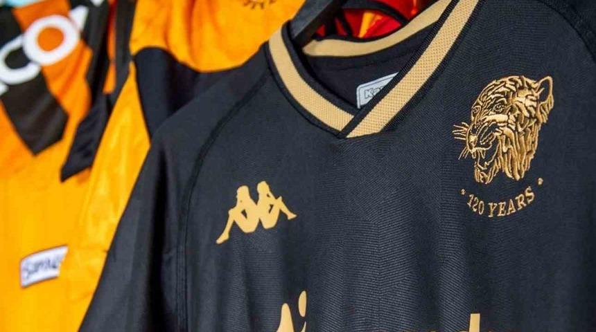 Hull City'den 120. yılına özel forma