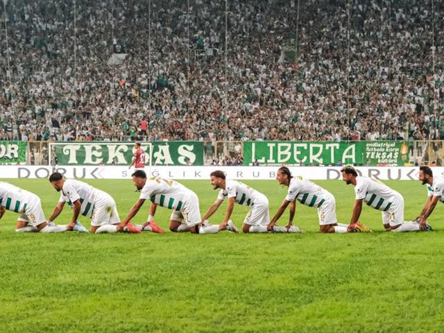 Bursaspor taraftarı yine imkansızı başardı! 3 saatte 40 bin bilet satın aldılar