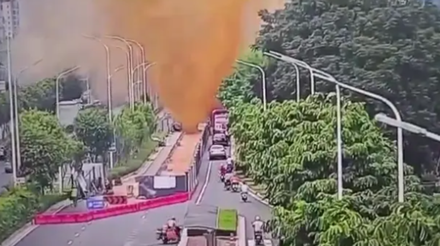 Gökten üzerlerine dışkı yağdı! Kanalizasyon borusu patladı... Ortalık bir anda savaş alanına döndü
