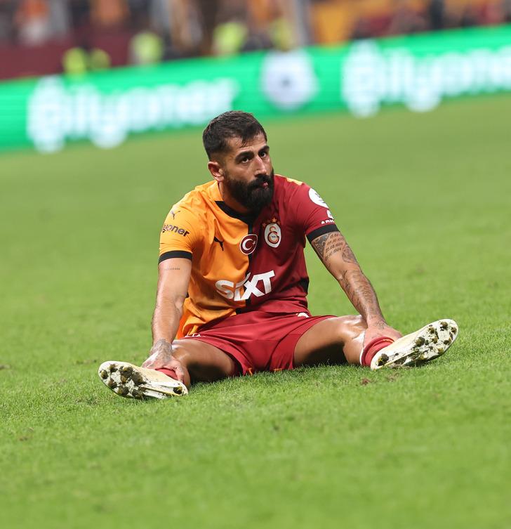 3-0'dan 3-3 olan Kasımpaşa maçı sonrası Okan Buruk'u yerden yere vurdular! "Şımarık ve Galatasaray'a zarar veriyor" G4